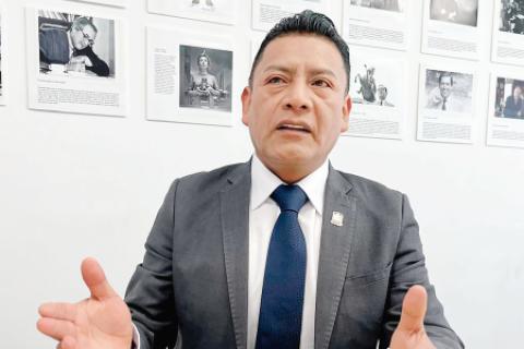SEÑALA QUE HOY LA PRESIDENTA KEIKO FUJIMORI TIENE LA OPORTUNIDAD DE RECONCILIARSE CON PUNO Y CON EL SUR DEL PAÍS.