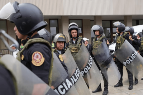 Policías que integren bandas criminales serán a condenados a cadena perpetua