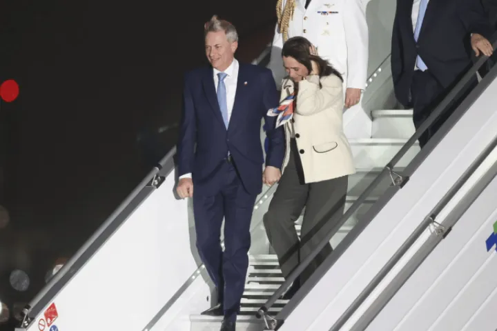 José Antonio Kast llegó al Perú para cambio de mando presidencial